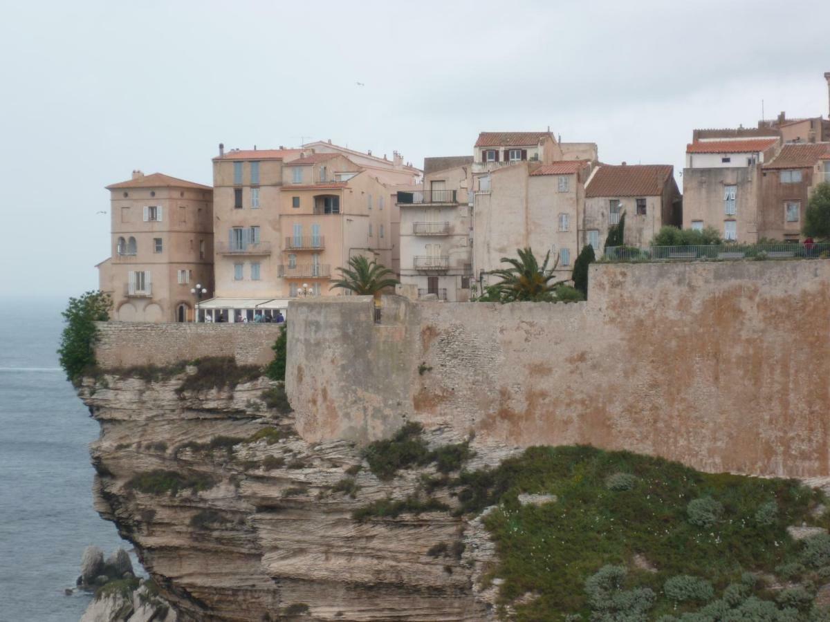 Villa Cartarana Bonifacio  Exteriör bild